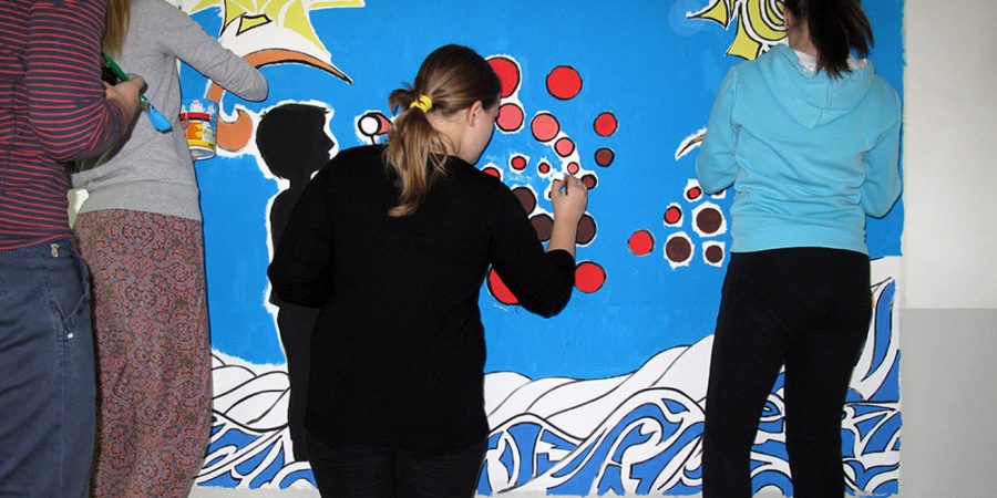Mladi i grafiti – mostarski školarci udahnuli život školskim zidovima